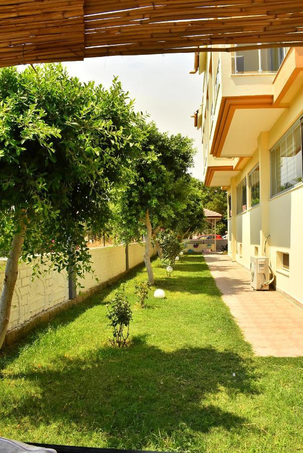 Nora Suit Hotel Side Exterior photo
